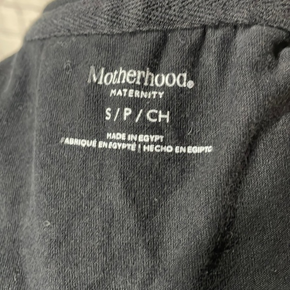 Motherhood Ruched Black zip up sweatshirt - Picture 4 of 5